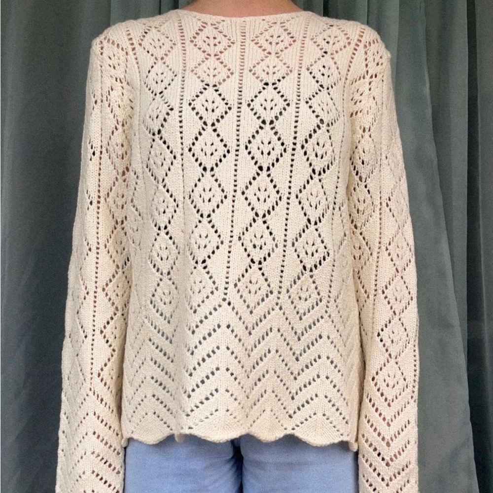 Stunning Vintage Knit Eyelet Scalloped Sweater - Picture 3 of 11